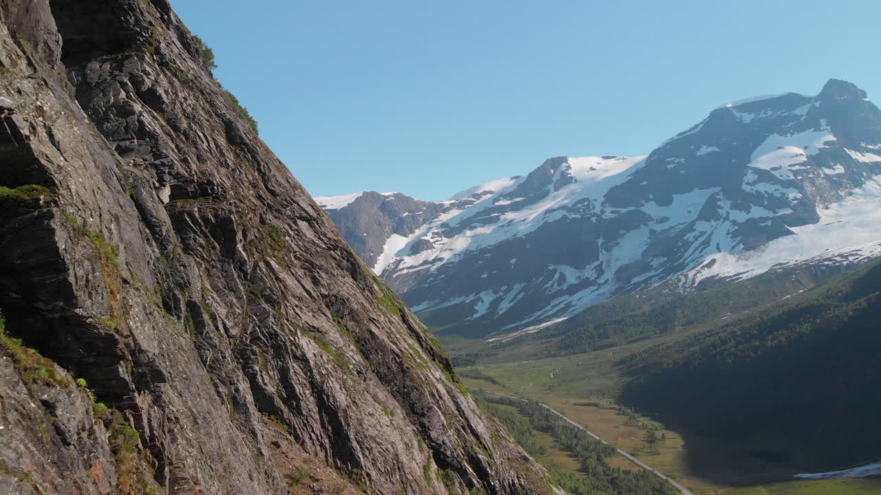 vista aérea del hermoso valle en noruega