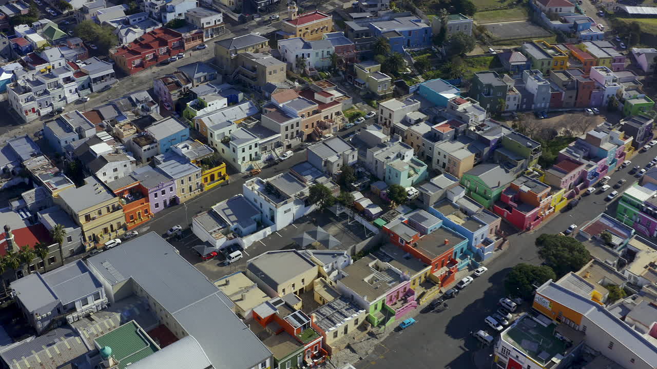 tanta historia en un solo suburbio