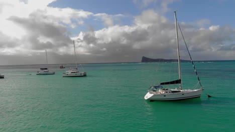 Buchtbereich-In-Grand-Baie-Mauritus