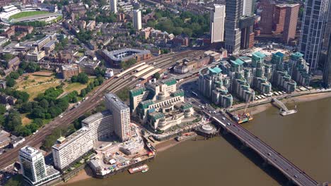 Aerial-view-of-the-MI-6-Building-at-Vauxhall,-London-UK