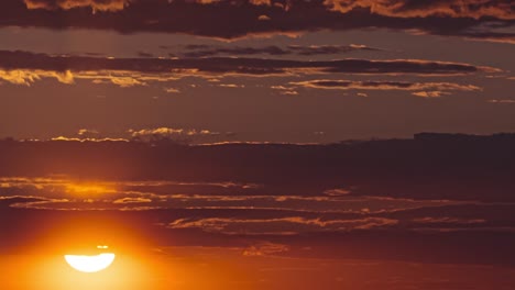 the beautiful sunrise in the dark sky. time lapse