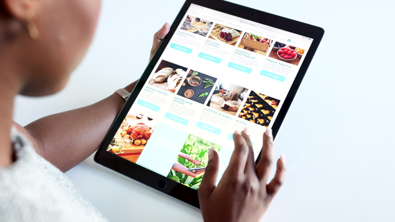 redes sociales, comida y blog de una mujer influyente