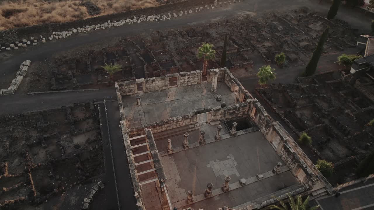 capernaum antiguas ruinas cerca de kinneret, israel, 4k avión no tripulado
