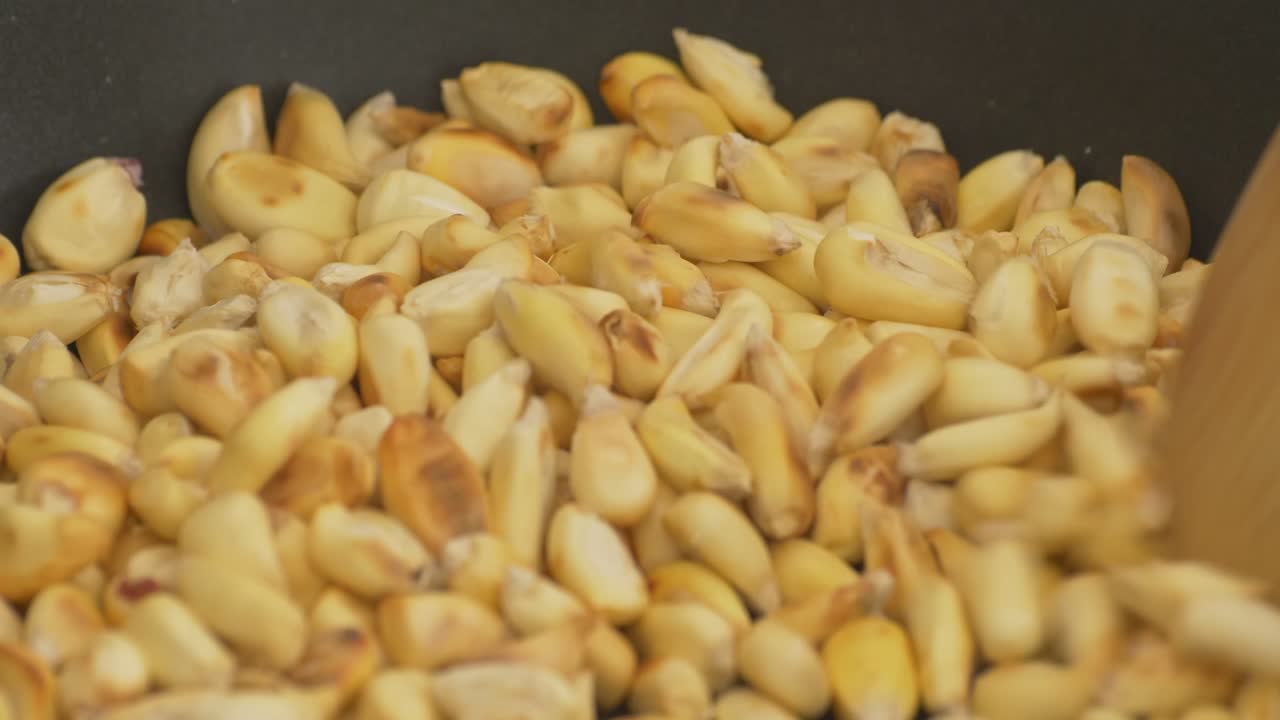 캔차 옥수수를 기 위해 낮은 불에 는 부분 4