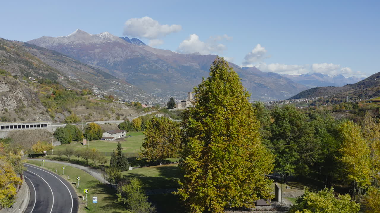 encantador, espectacular valle de aosta, italia, drone view