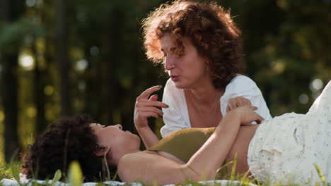 pareja en el parque