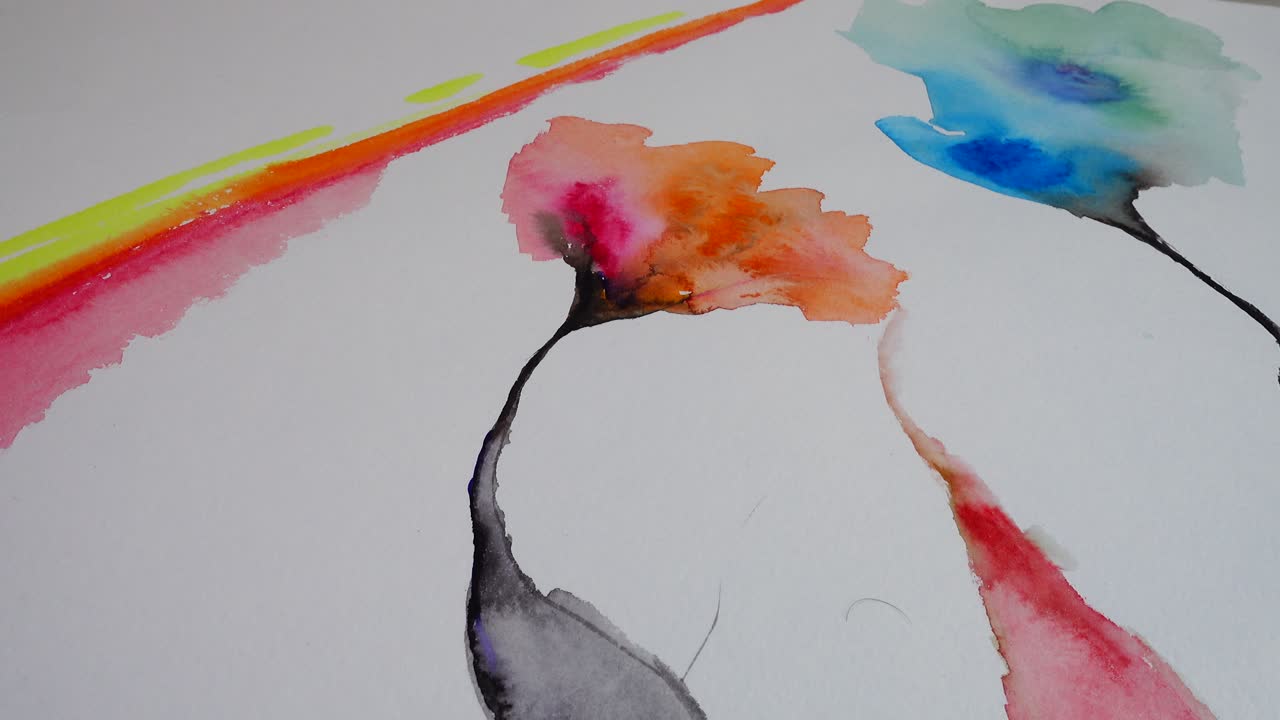 Astrazione a forma di fiori dipinti con un acquerello.