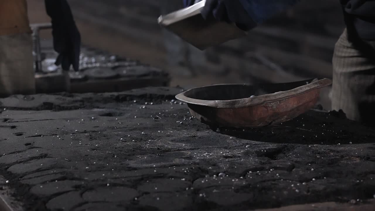 el primer concepto de seguridad, la smetallurgia, la fundición de lingotes, el taller de hornos de arco eléctrico