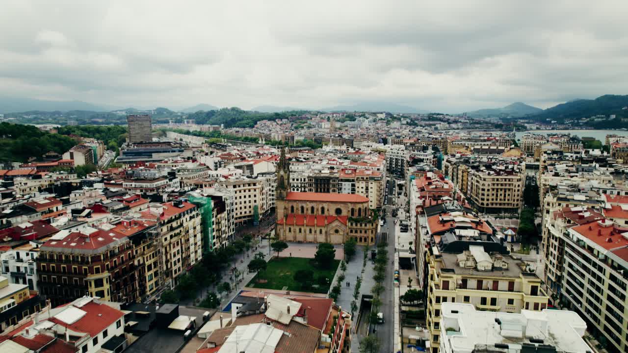 산 세바스티안 도시 풍경의 공중 사진