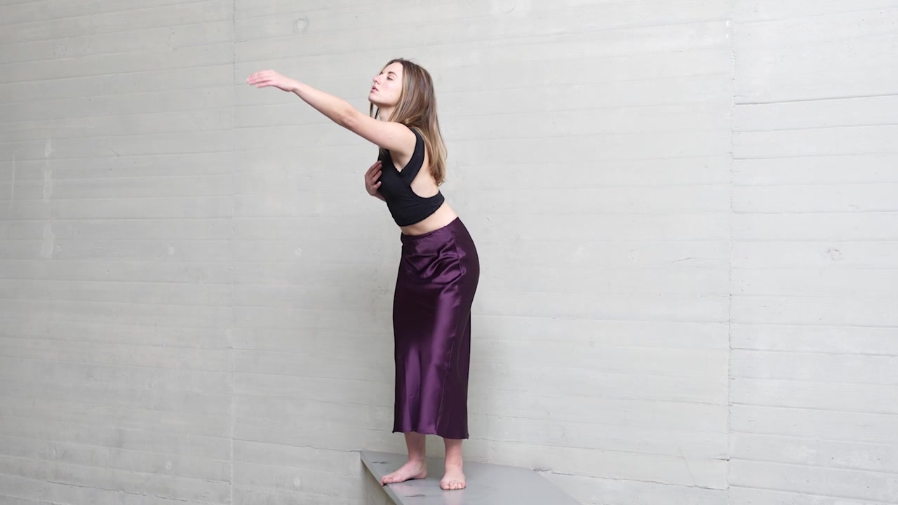 Captivating and graceful dance poses were beautifully displayed on an artistic platform