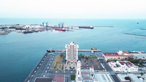 The-main-buildings-of-Veracruz-port