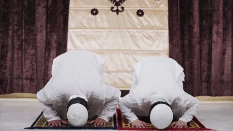 muslim men praying to allah god