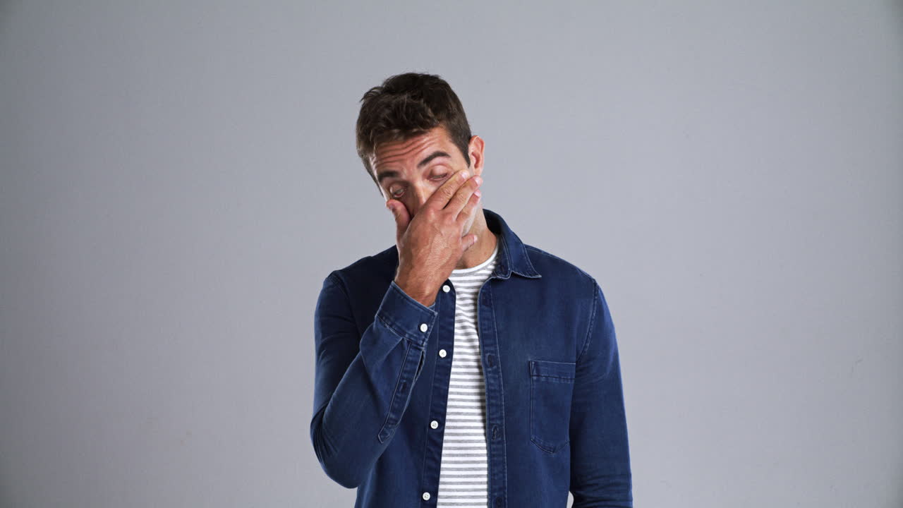 이 편두통이 날 죽이고 있어