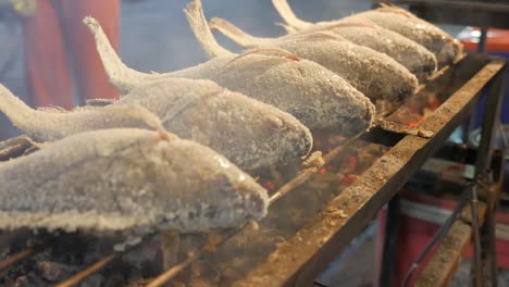 salt crusted grilled fish
thai street food
thailand