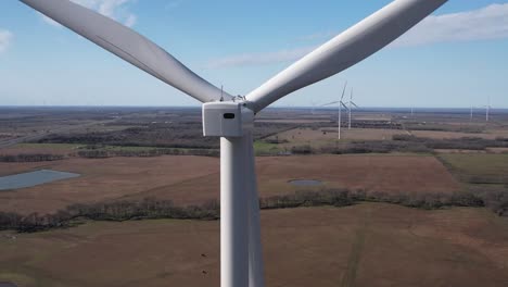 Granja-De-Molinos-De-Viento-Cruza-Más-De-50-Fps