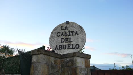 stone sign: la casita del abuelo