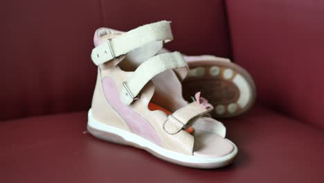 orthopedic children's sandals