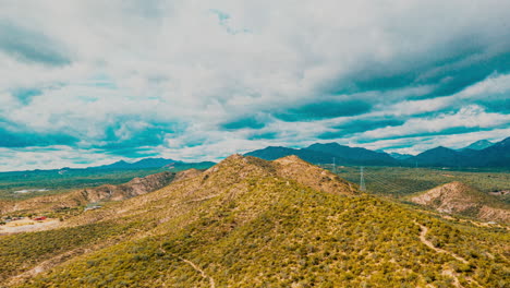 timelapse de paso elevado surrealista de una montaña en méxico