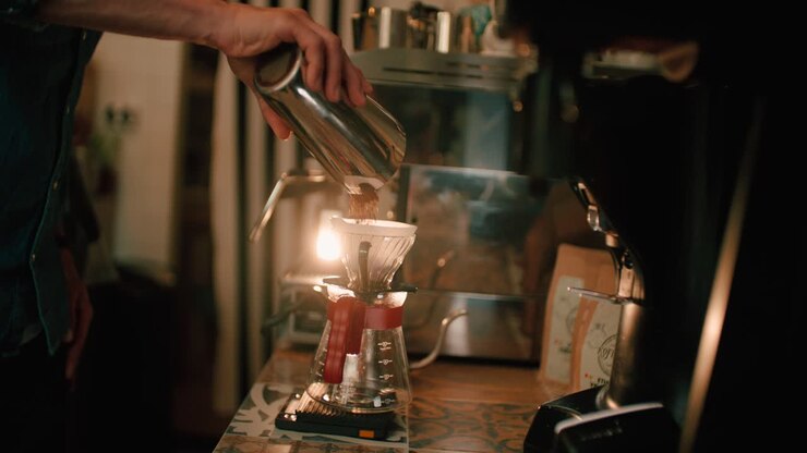 Caffè a goccia al rallentatore.