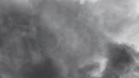 nube de tormenta y fondo de relámpagos