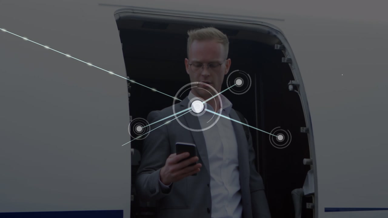 Animazione di una rete di connessioni su un uomo d'affari caucasico in aeroporto