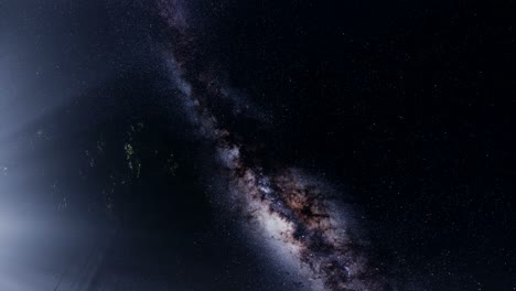 4k astro de la vía láctea sobre la selva tropical.