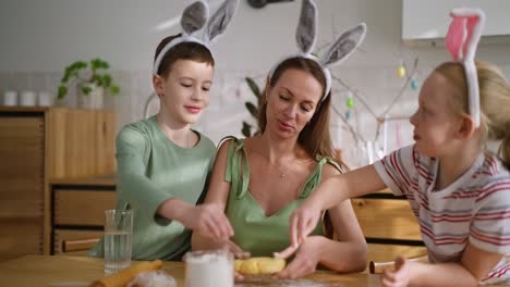 family baking easter treats