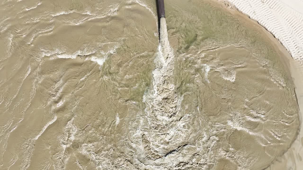 Sand reinforcing the great lakes shore