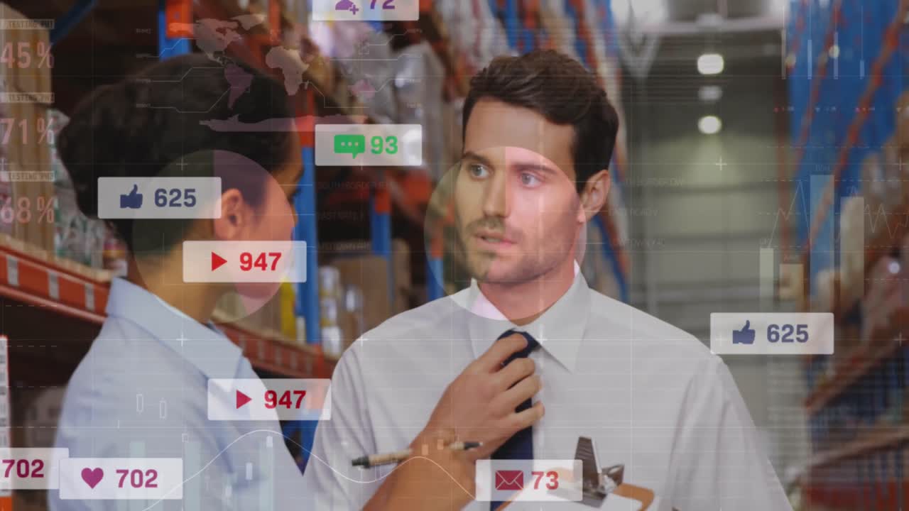 알림 바의 애니메이션, 인포그래픽 인터페이스, 창고에서 토론하는 다양한 동료