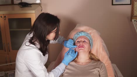 cosmetic lip filler procedure