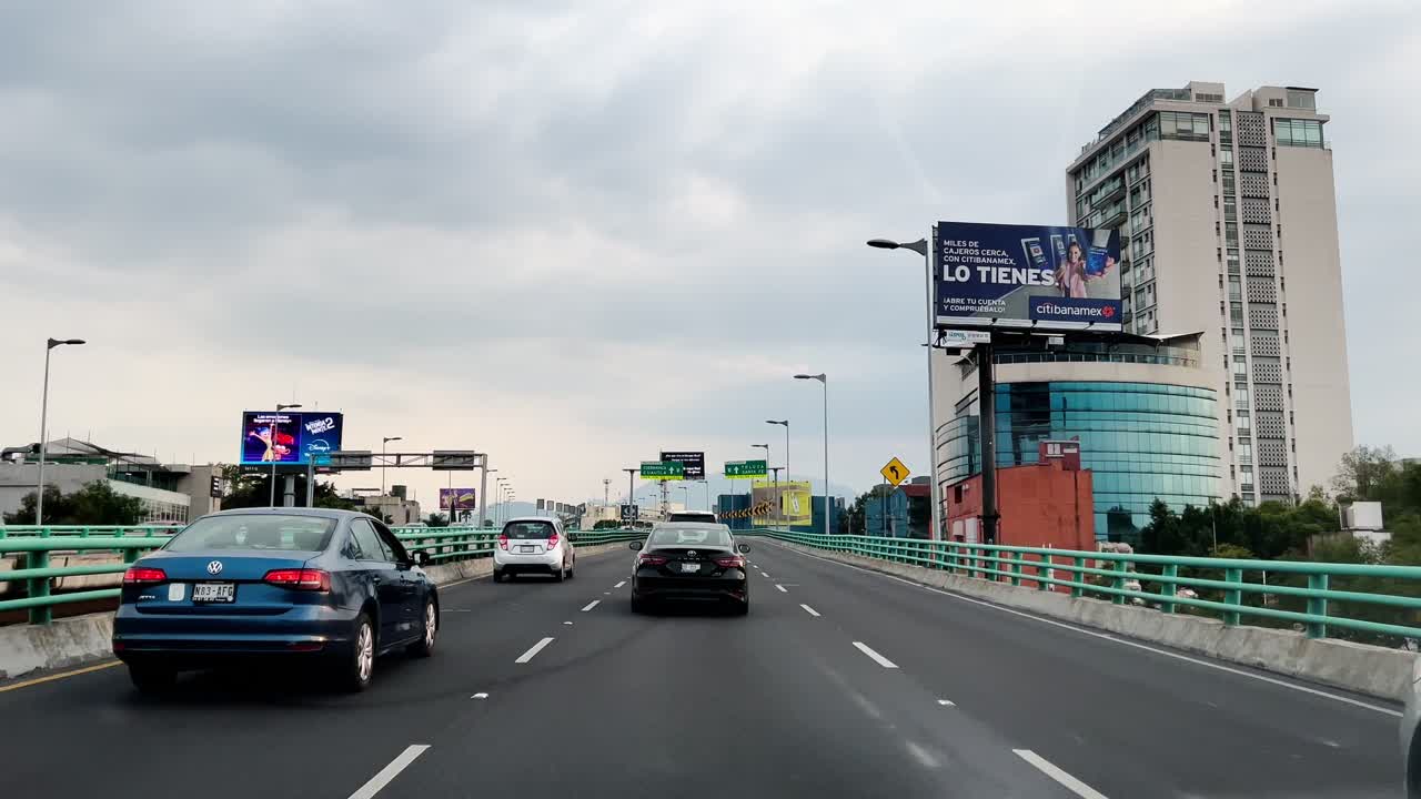 Driving in Mexico City traffic