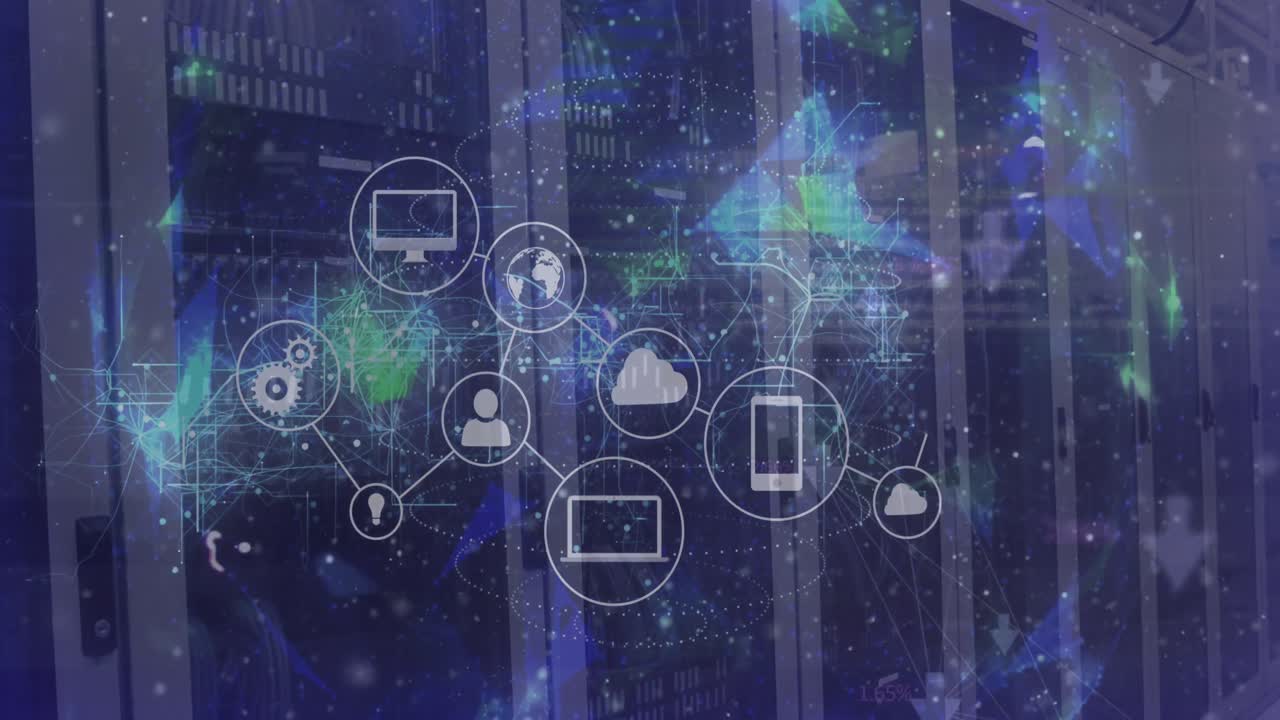 animación del procesamiento de datos y globo con iconos sobre la sala del servidor