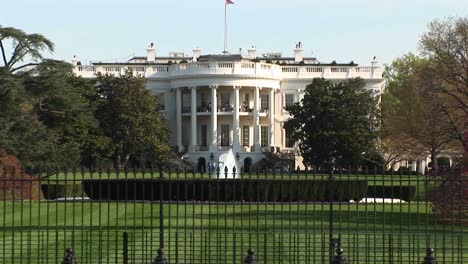 The-Camera-Zooms-In-To-A-Closer-Look-At-The-White-House-In-Spring