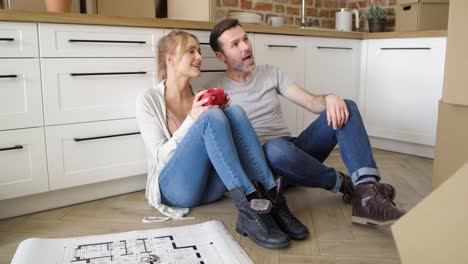 Video-of-couple-in-new-apartment-makes-plans-for-the-future