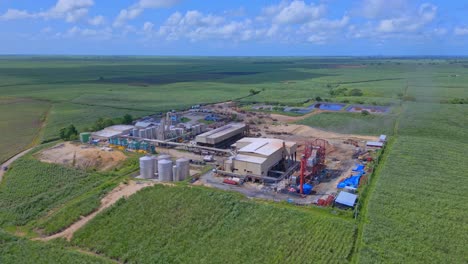 fábrica de ron barceló en el campo de san pedro de macoris, república dominicana