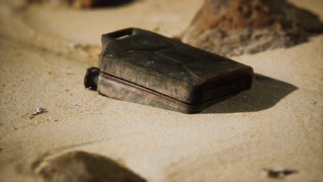 old-rusty-fuel-canister-in-the-desert