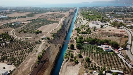 Vista-Por-Dron-Del-Canal-De-Corinto