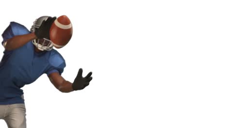 American-football-player-catching-ball