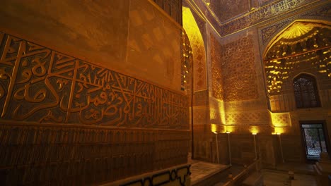 dentro de samarcanda, el mausoleo de amir temur, uzbekistán, construido en 1404, video 44 de 46