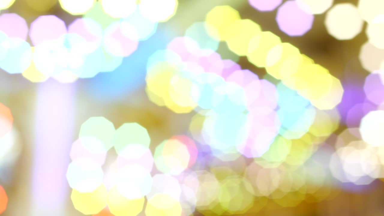 전구에서 나오는 보케 빛