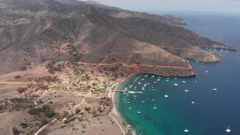 breathtaking aerial of catalina island marina bay beach on california coastline