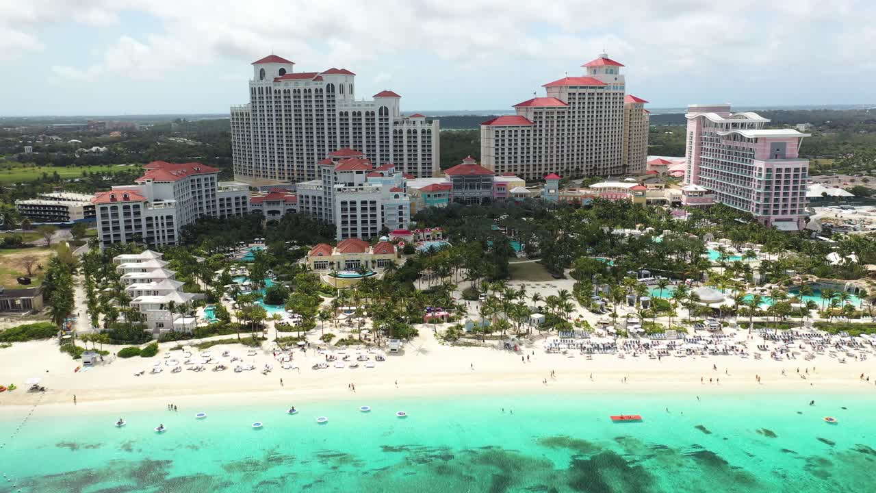 Nassau, Bahamas. Aerial View of Beachfront, Hotels, Resorts and Turquoise Sea on White Sand Beach