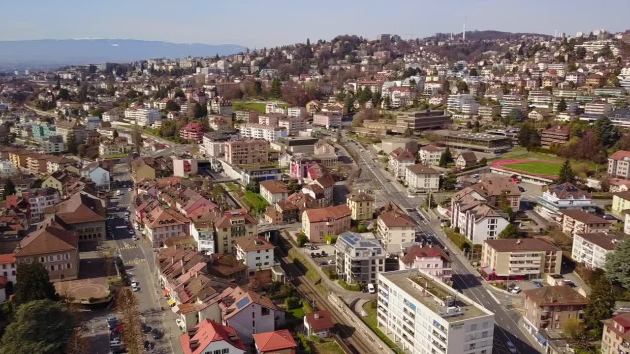 vista de drones de pully, pequeña ciudad al lado de lausana, en suiza