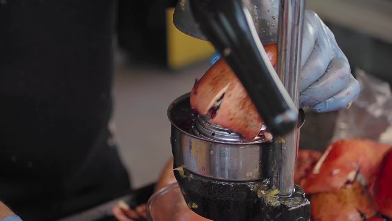 신선 한 대나무 주스 를 만드는 것