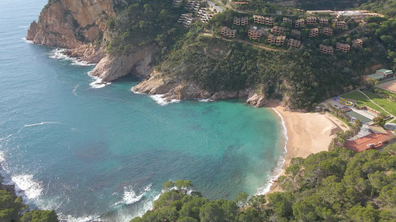 Tossa de Mar desa nelayan pesisir indah di Girona Spanyol Eropa pantai surgawi air biru kehijauan