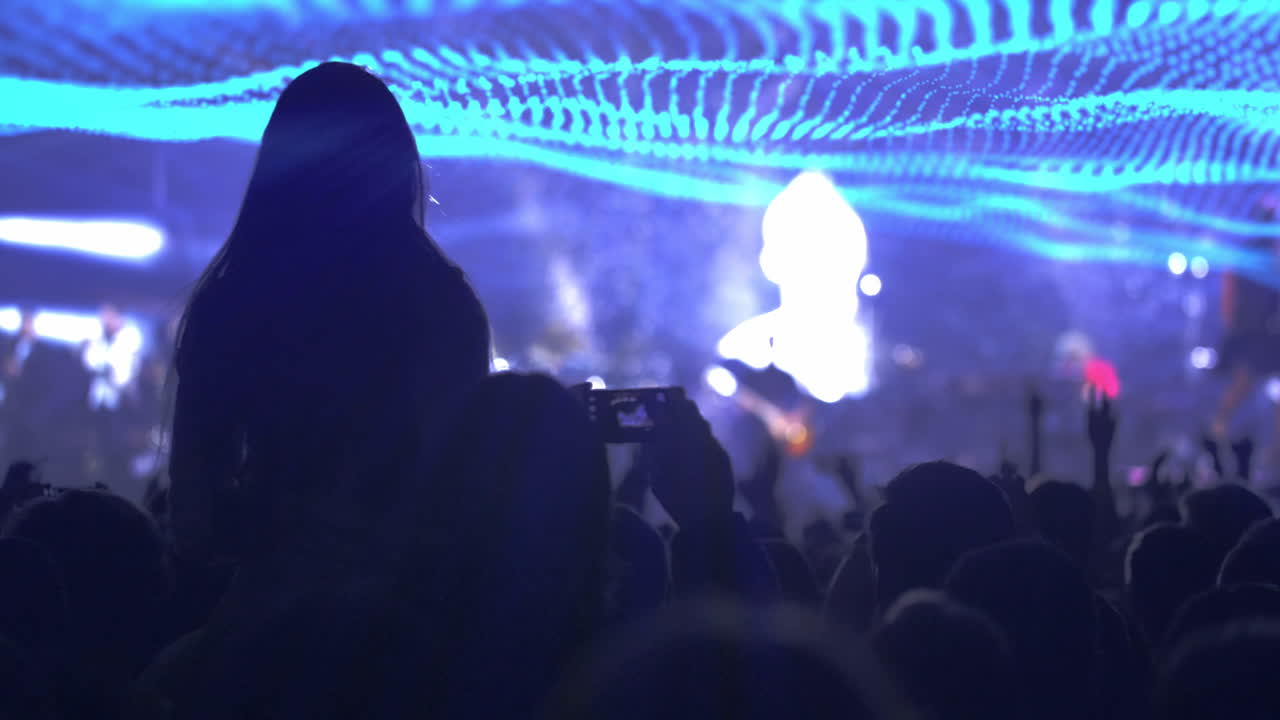 Folla di concerti di notte