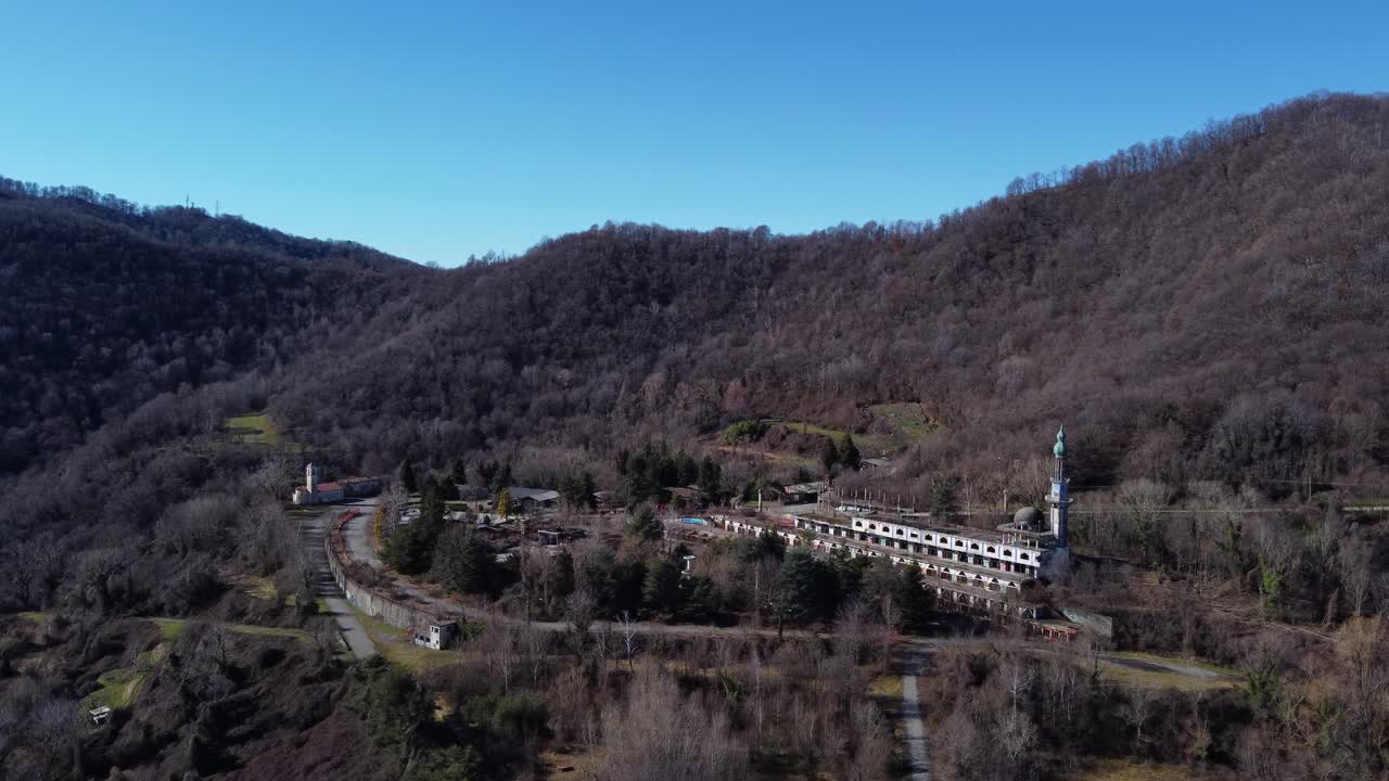 레코(lecco) 지방의 올긴네이트(olginate) 지방자치단체에 있는 콘손노 유령 마을의 조감도