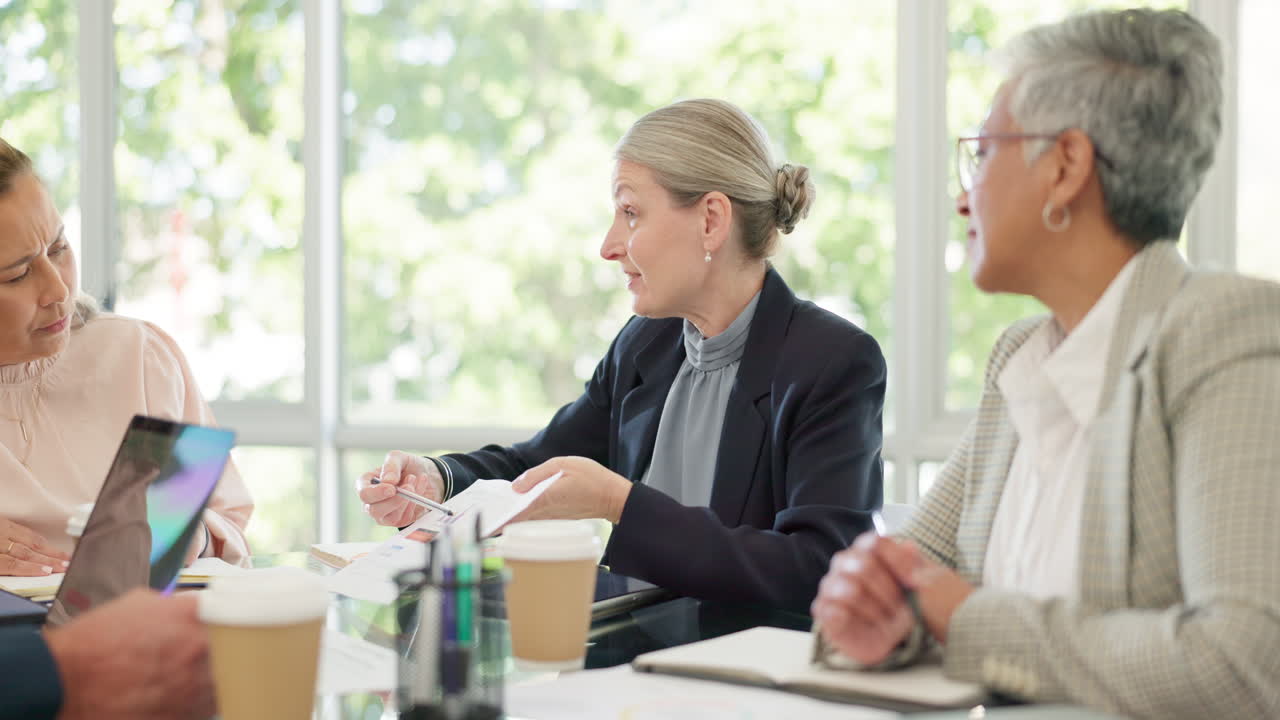 문서, 마케팅 및 비즈니스의 팀워크