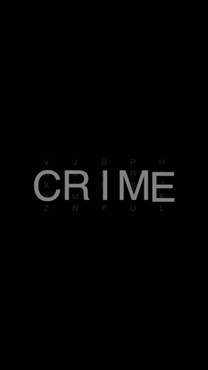 Animazione tipografica bianca appare su campo scuro. Elemento di titolo drammatico adatto per temi di investigazione, legge e thriller.