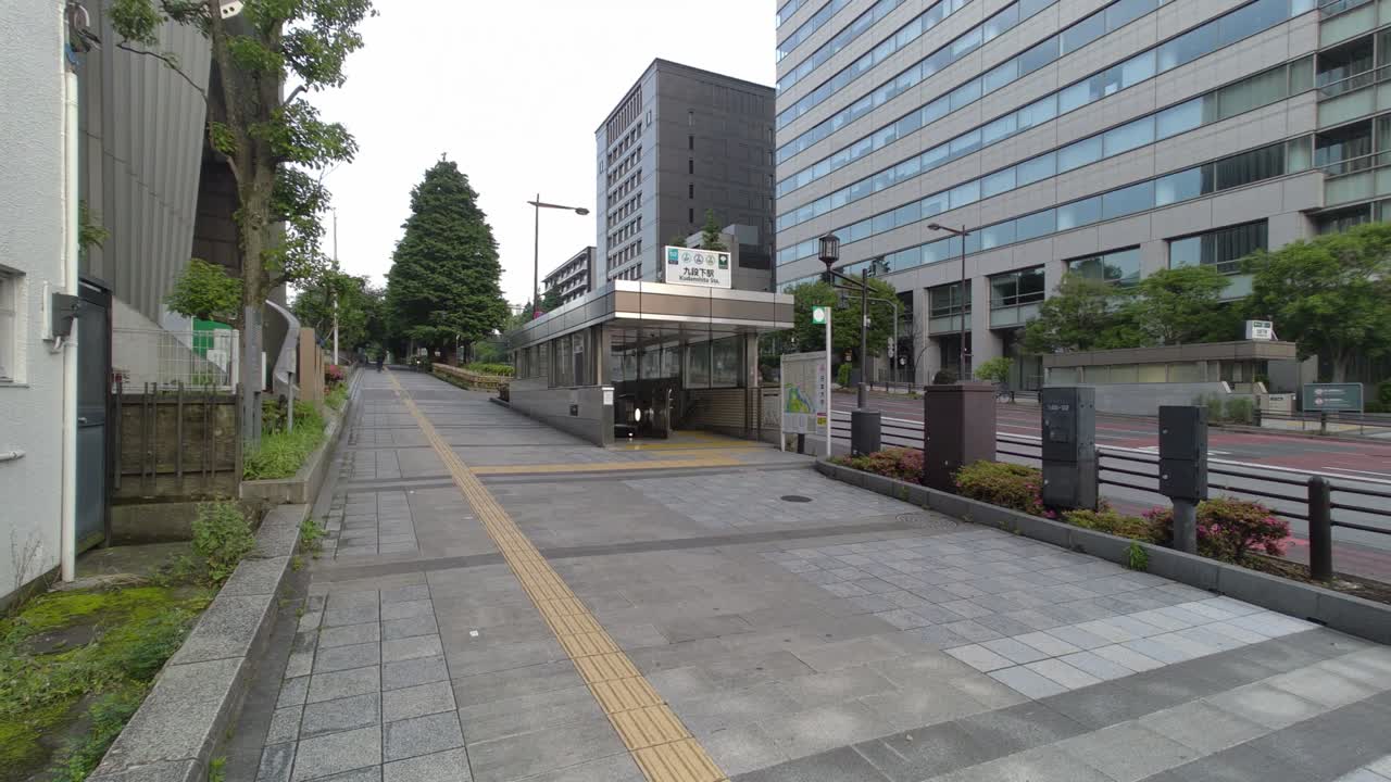 도쿄 쿠단시타 (tokyo kudanshita) 2022년 새벽